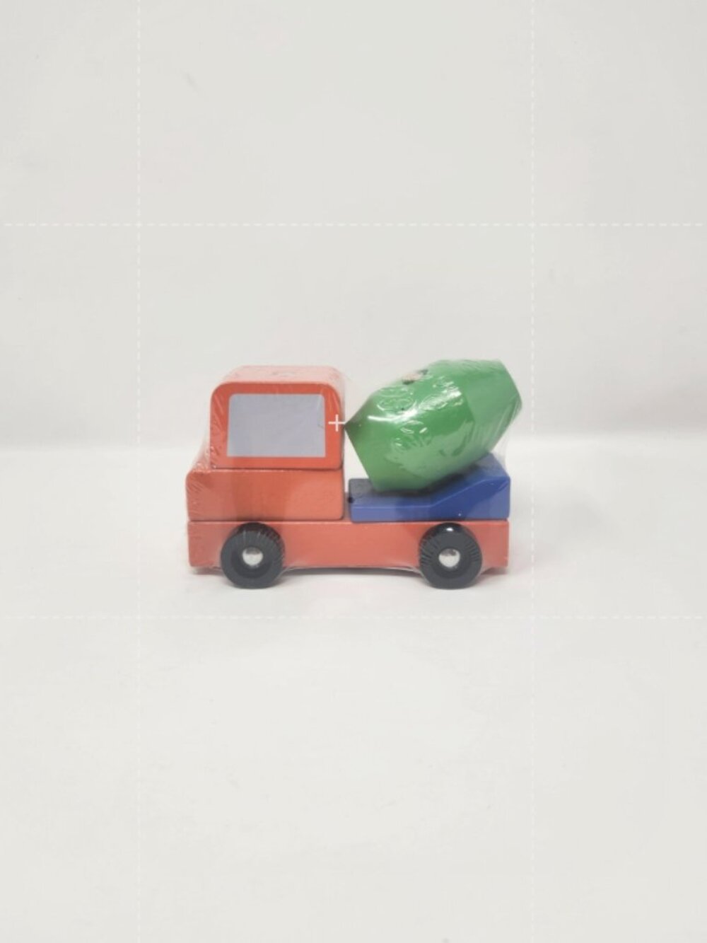Wood Stacking Cement Mixer Truck